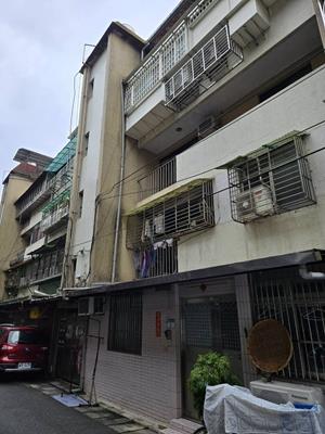 台北南港法拍公寓-1