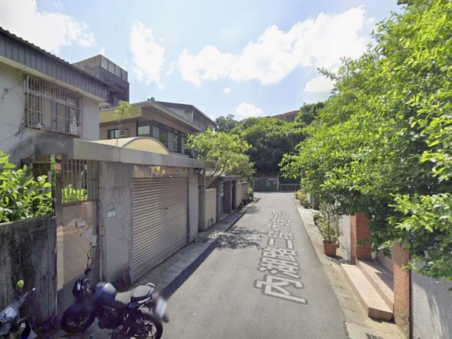 台北內湖透天法拍-1