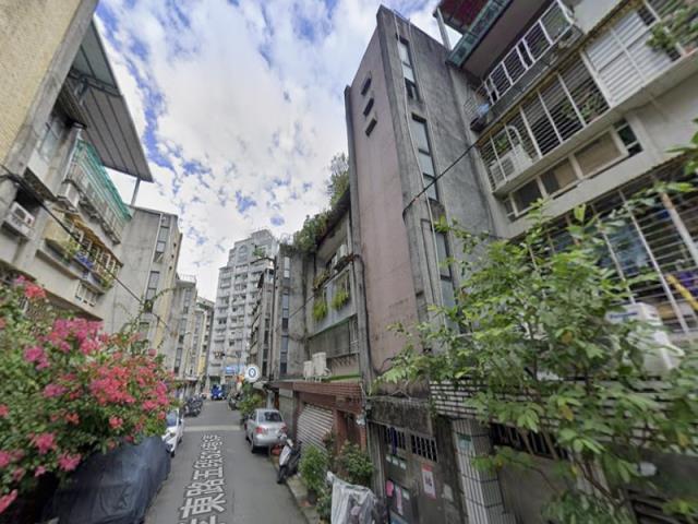 台北信義區公寓拍賣-1
