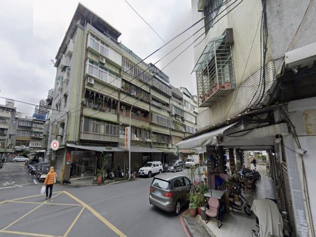 信義區法拍公寓-3