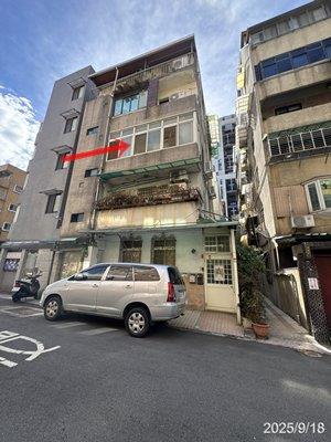 松山法拍公寓-2