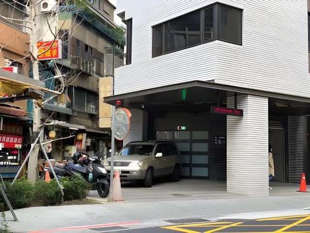 台北中正區法拍大樓-0