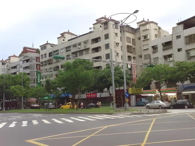 台北士林拍賣大樓-1