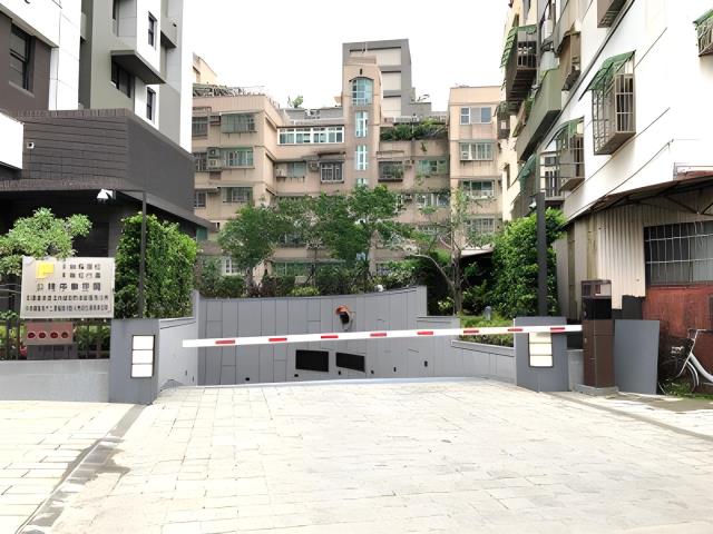 內湖大樓法拍-3