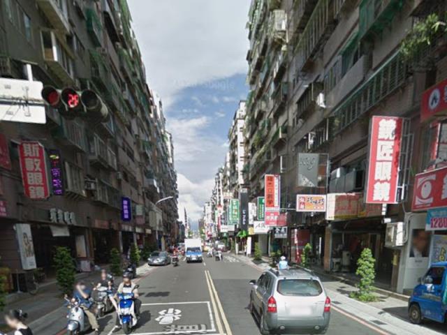 新莊拍賣大樓-2