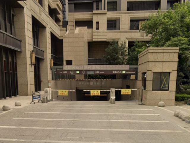 新北新莊法拍大樓-4
